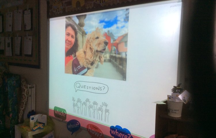 Image of Hettie comes to visit Class Two