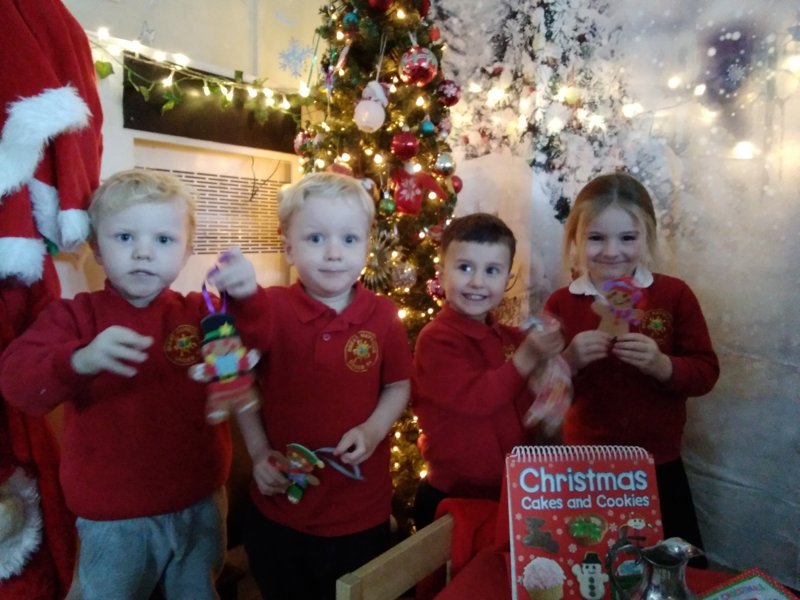 Image of Under 5's are Santa's Little Helpers!