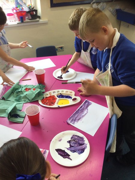 Image of Class 2 colour mixing