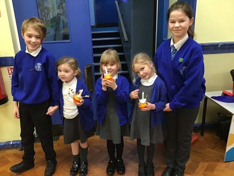Image of Christingles in Class 4